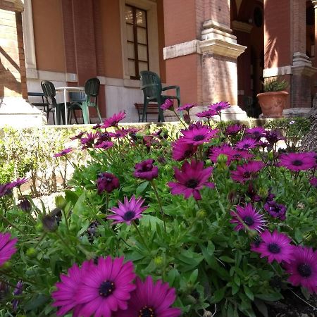 Casa S. Giuseppe Di Cluny Acomodação com café da manhã Roma Exterior foto